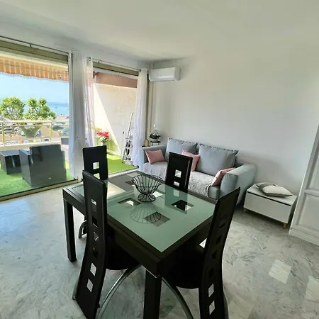 Golfe Juan - Seafront - 2 People - Parking Appartement *